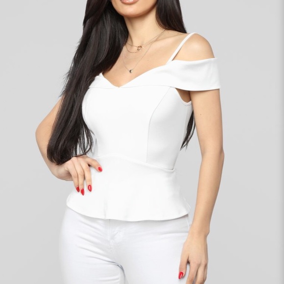 Fashion Nova Tops - Shoulder top